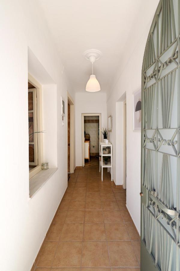 Apartment Feidiou 1 Aegina